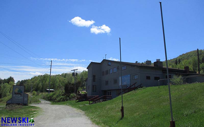 Maple Valley Base Lodge (May 2018)